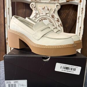 ShuShop Cream Platform Loafers with Tan Sole. Gorgeous Shoes